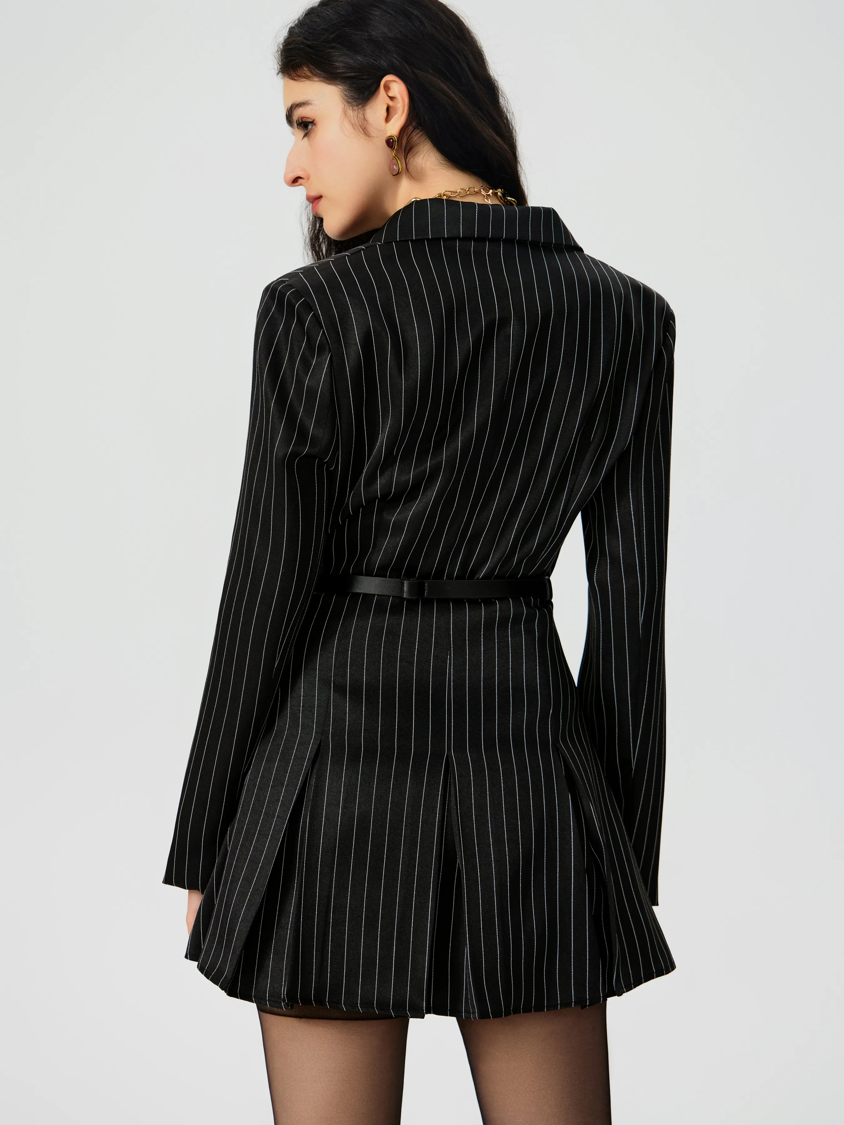  Vestido Mini Blazer a Rayas con Botón Dividido y Cinturón