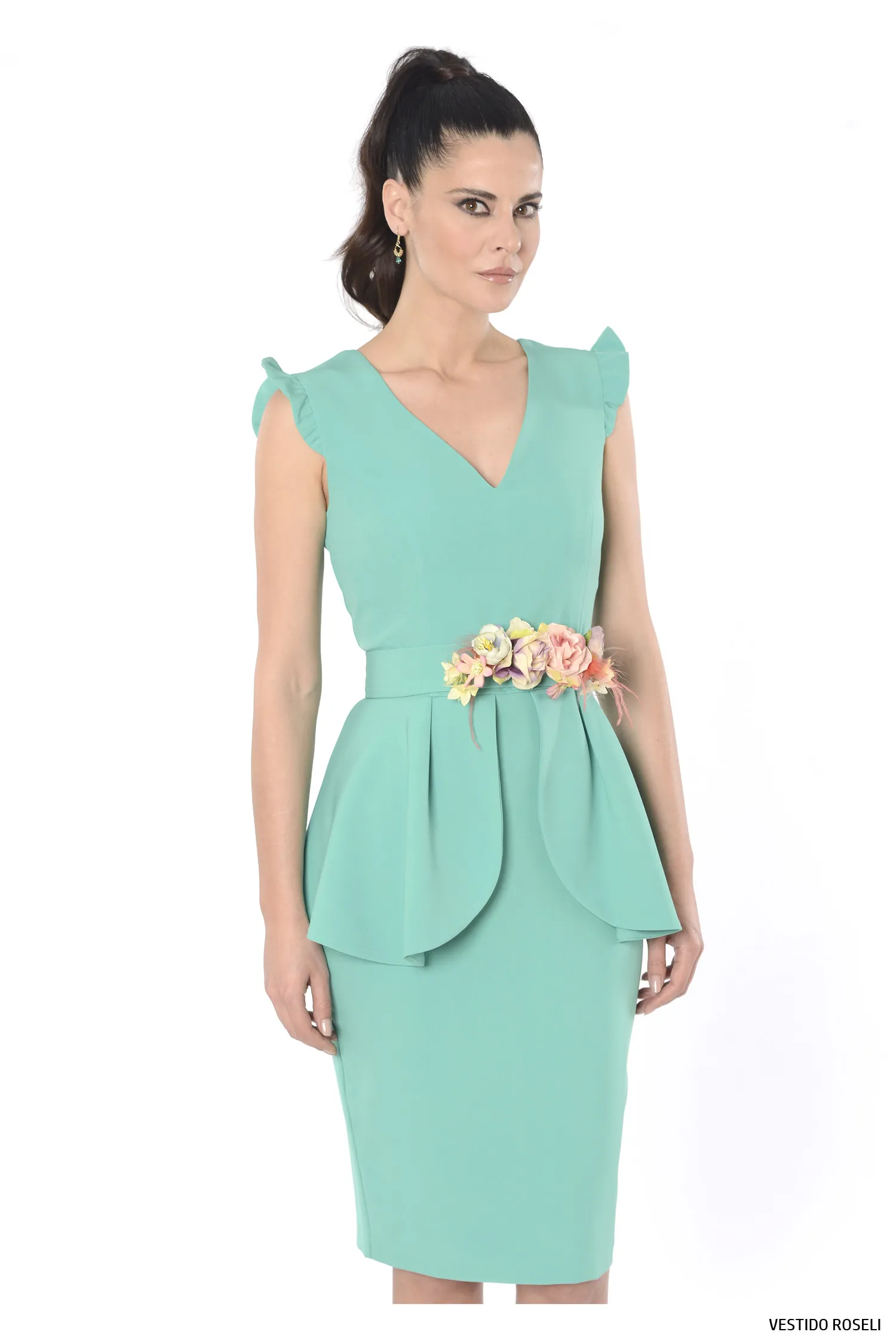 Vestido recto con peplum
