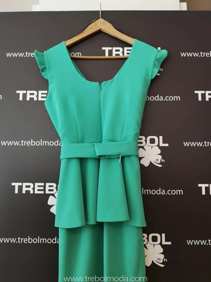 Vestido recto con peplum