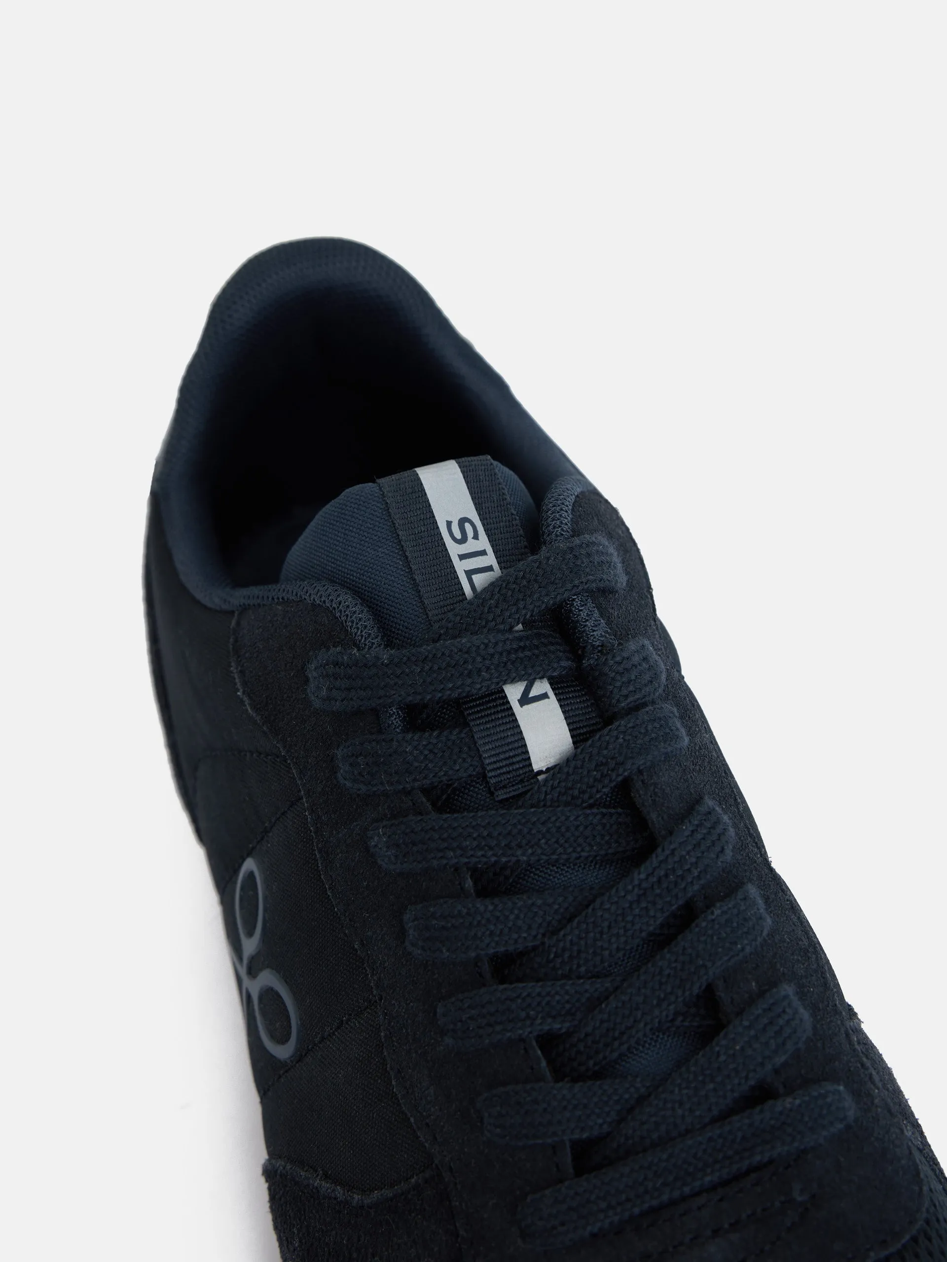 Zapatilla running azul marino
